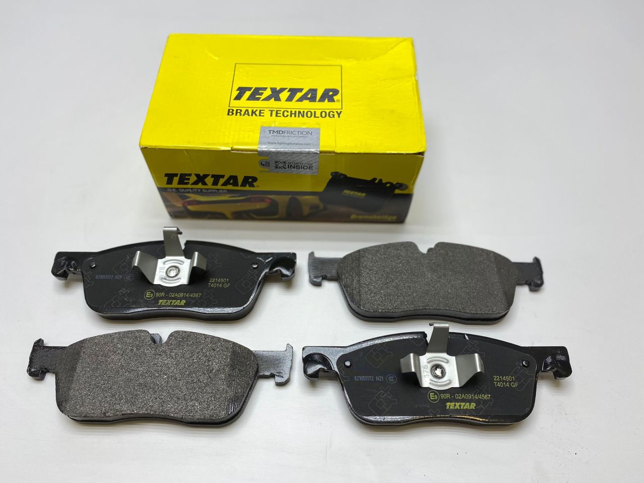 LR160438 LR090689 Ön Fren Balatası TEXTAR Range Rover Velar